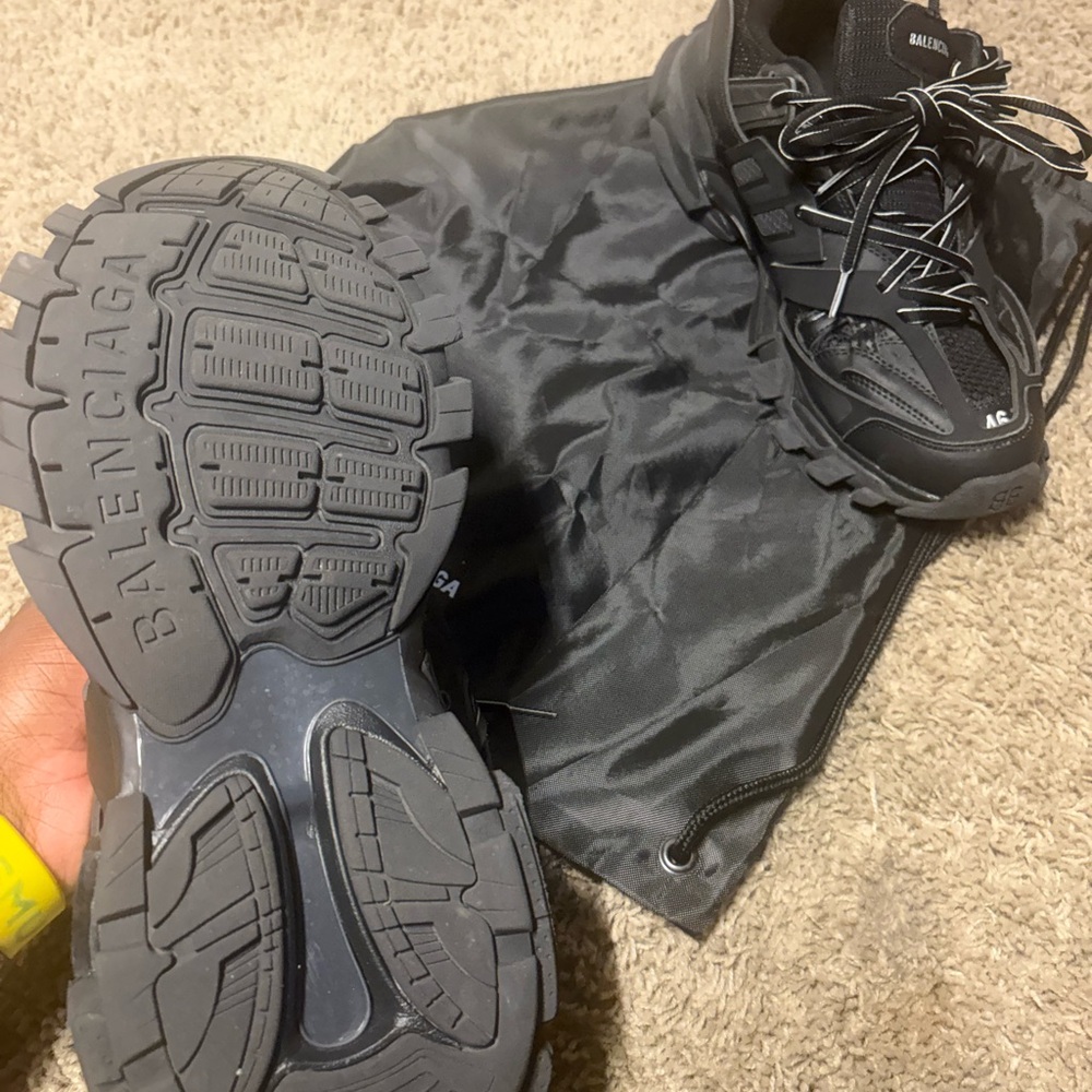 ( authentic) Balenciaga Track - Picture 3 of 5